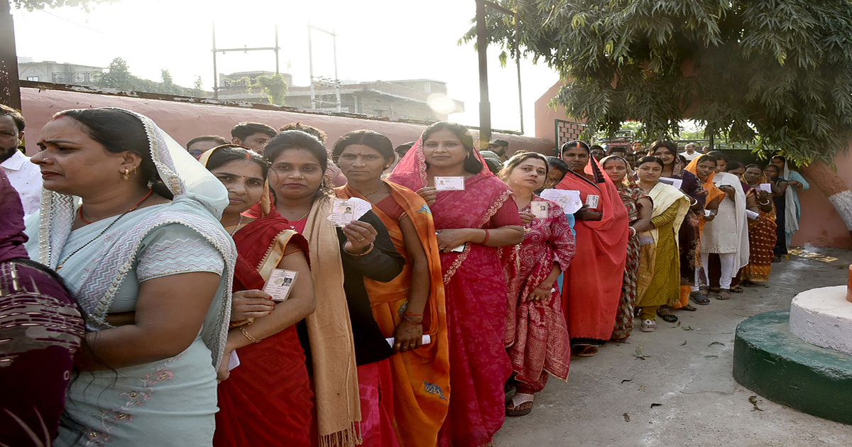 Voters standing in queue