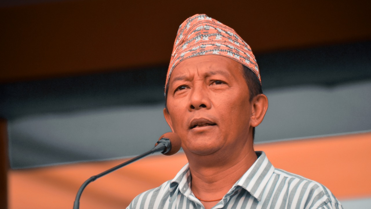 Read more about the article बीएलओ-को सुस्तपनले मतदाताहरुलो नाम काटिन सक्छ : विनय तामाङ 