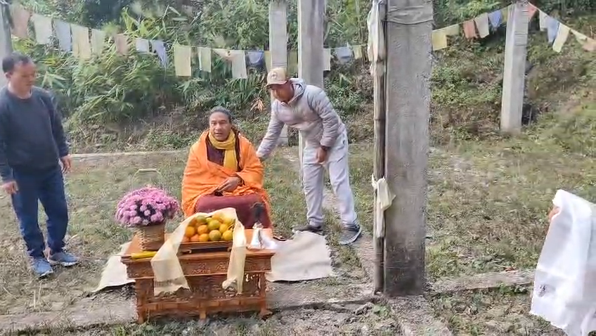 मरमा चियाबारीमा थेकचेन नामद्रोलिङ गोम्पाको निर्माण शुरू हुने