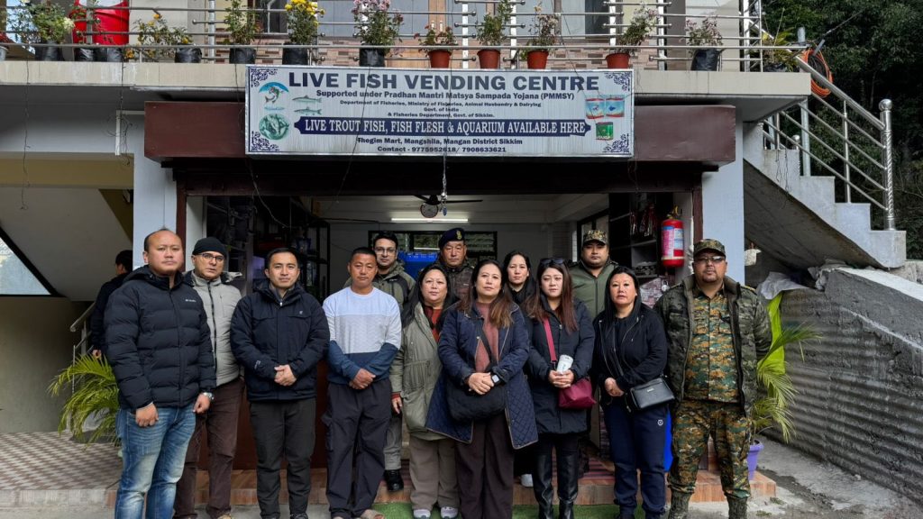District Official Visit by Fisheries Department Secretary