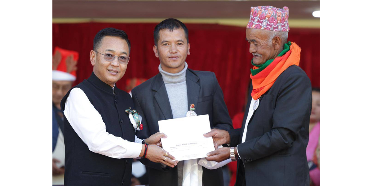 Read more about the article ख्रीस्तको प्रेम र शान्तिलाई मानवताको लागि निःस्वार्थ सेवा दिने आग्रह