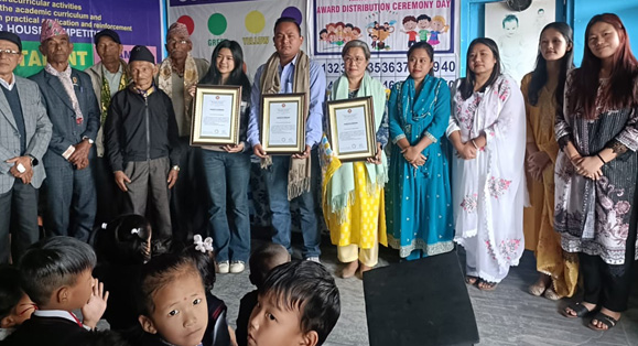 स्प्रिङडेल एकाडेमीको वार्षिक पुरस्कार वितरण अनि सम्मान कार्यक्रम