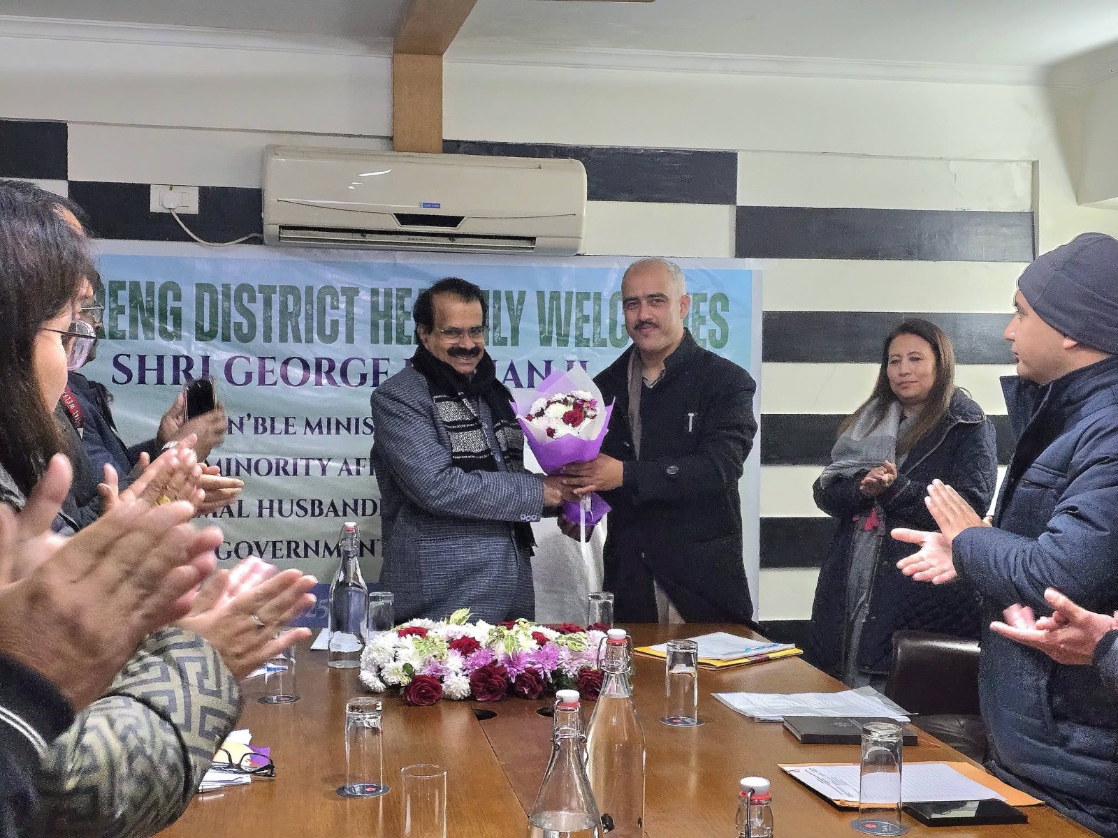 Read more about the article केन्द्रिय राज्यमन्त्री जर्ज कुरियनद्वारा समीक्षा बैठक सञ्चालन