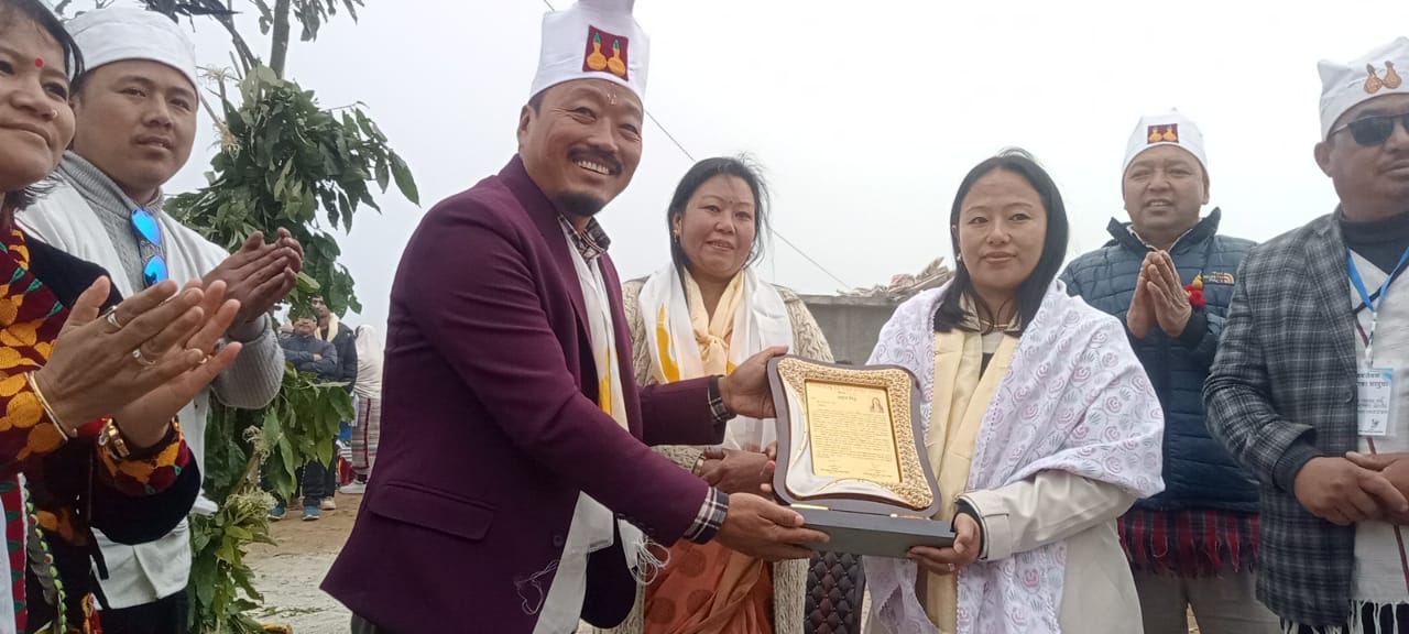 Read more about the article नामथिङ्ग माङखिम परिसरमा साकेल (उँधौली) पर्व पालन