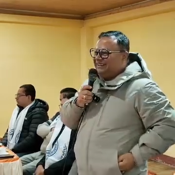 Read more about the article रासन डिलरहरूसँग जीटीए प्रमुख अनित थापाको बैठक सम्पन्न