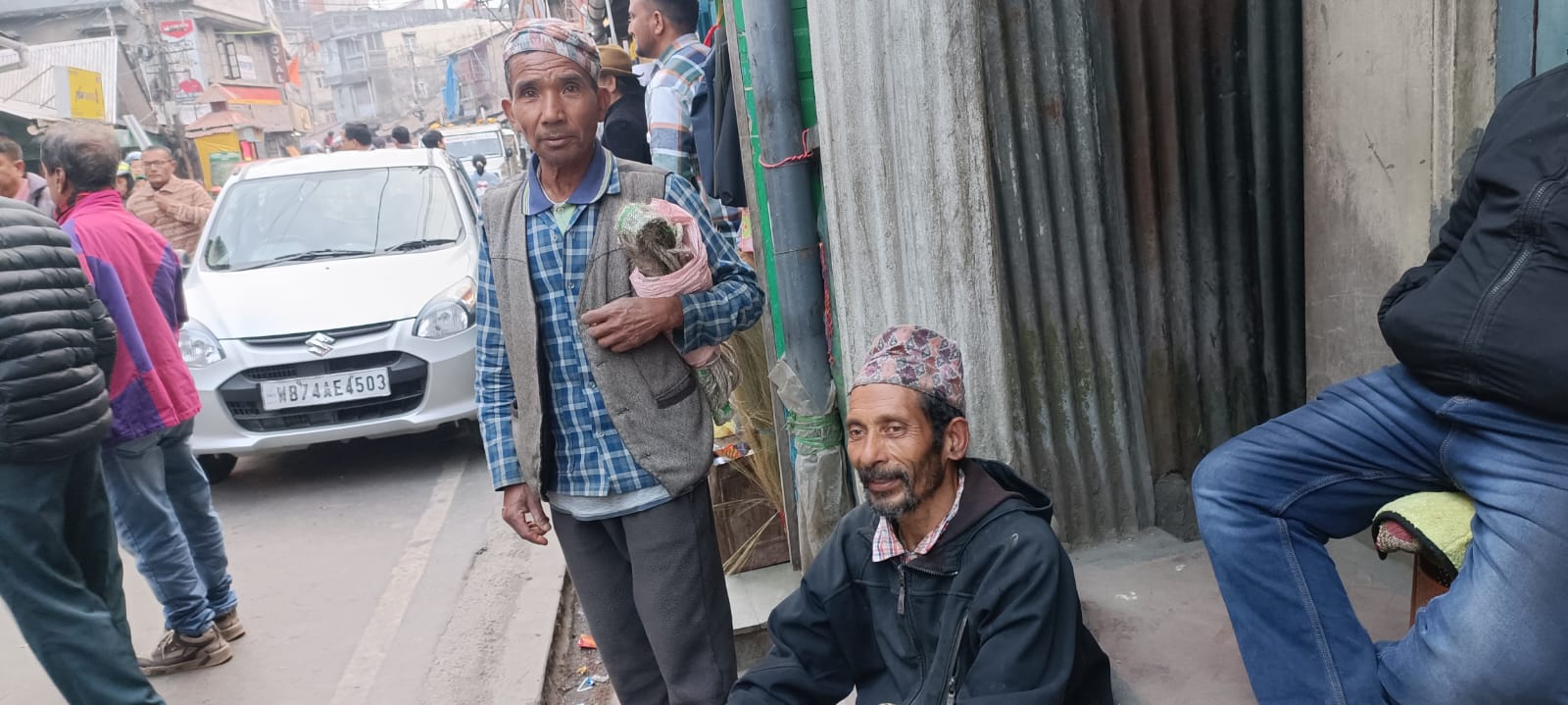 Read more about the article खरसाङमा नेपालका कामदारहरू आगामी प्रतिनिधि सभाको चुनाउमा मतदान गर्न जने तयारीमा