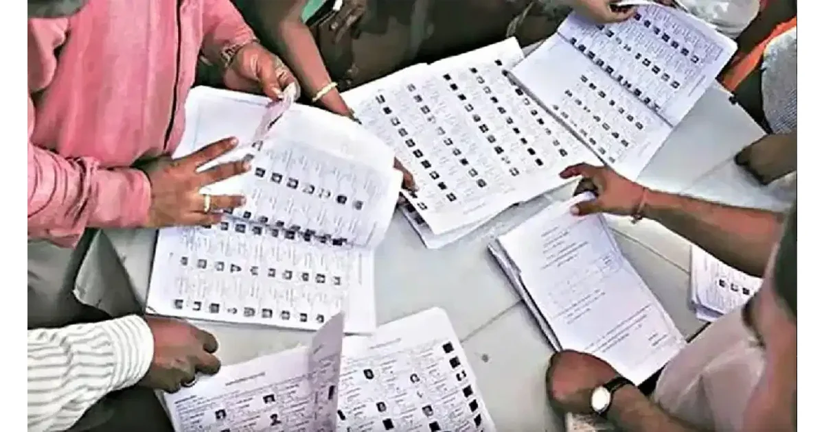 Read more about the article युपीमा दुई करोड पाँच लाख मतदाता हटाइए, अन्तिम मतदाता सूची जारी