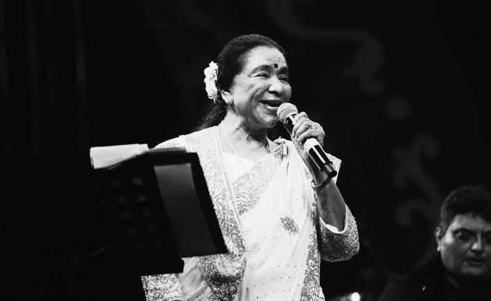 Asha Bhosle Passed Away