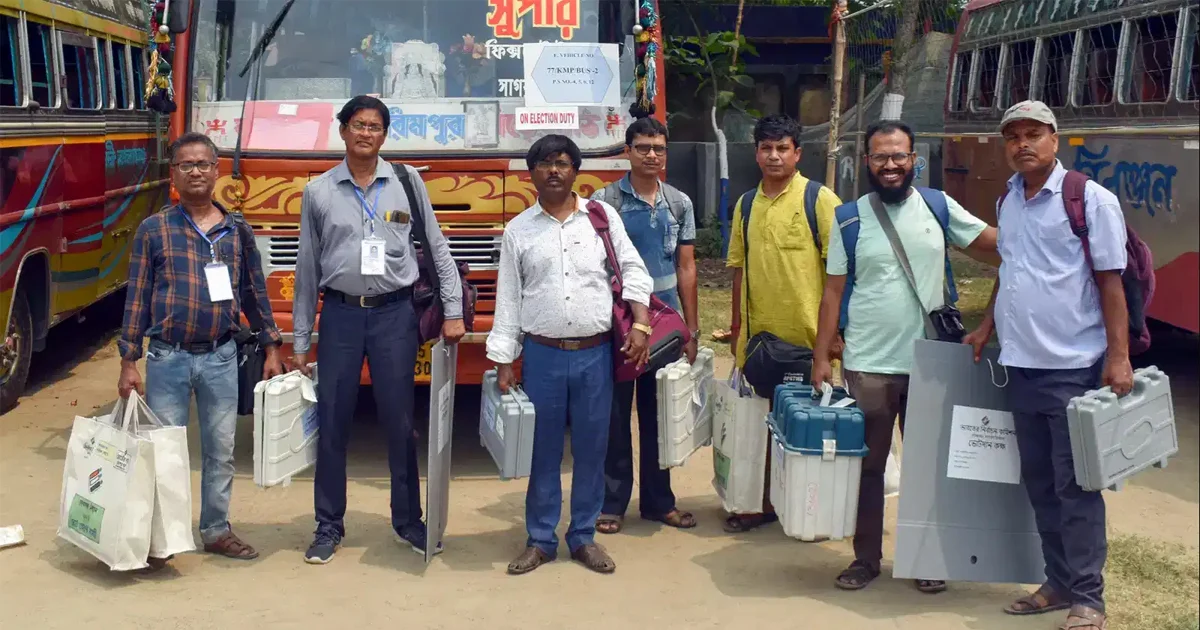Read more about the article कार्य म्पन्न गर्न ७,५०० फिटमा रहेको मतदान केन्द्रमा कर्मचारीहरू कसरी पुग्छन् ?