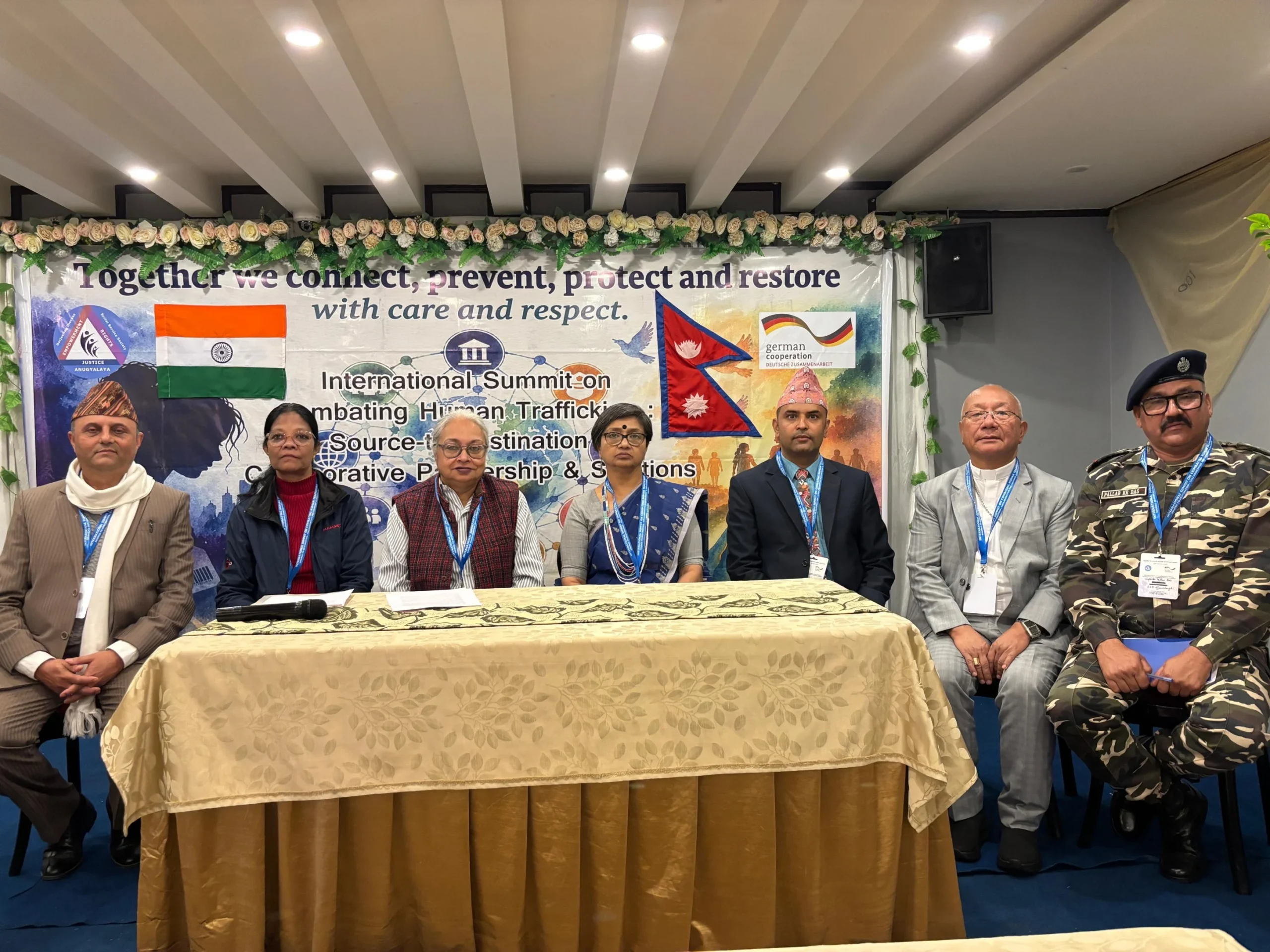 Read more about the article मानव बेचबिखन विरुद्ध दार्जीलिङमा भारत-नेपाल शिखर सम्मेलन