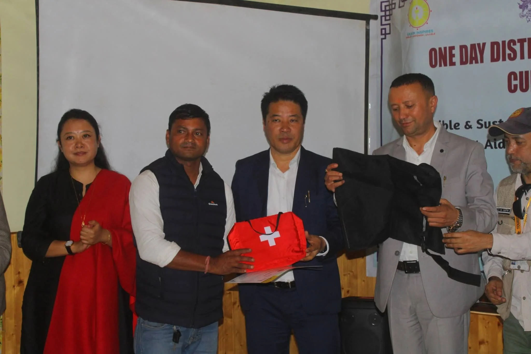 Read more about the article चालकहरूका लागि जिम्मेवार, दिगो पर्यटनमाथि एकदिने सचेतना कार्यक्रम