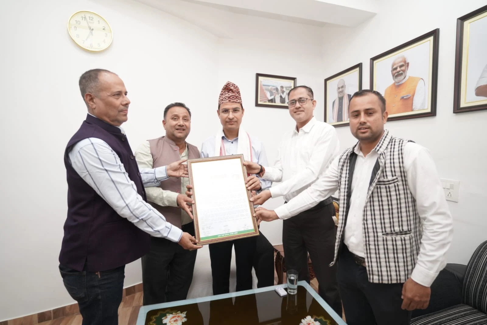 Read more about the article असम गोर्खा सम्मेलन’द्वारा अभिनन्दन पत्र अर्पण गरिएकोमा बिष्टको आभार