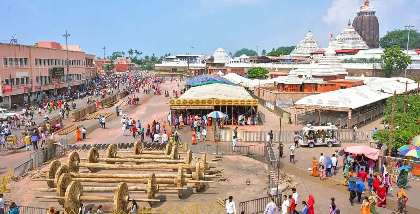 Read more about the article स्नान पूर्णिमादेखि रथ यात्रासम्म – पुरीमा धर्म र भक्तिको महासागर