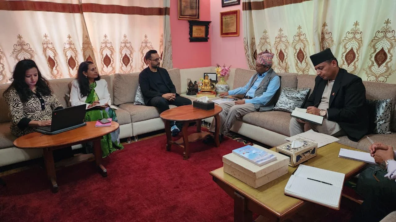 असिम शाहद्वारा गठित ‘संविधान संशोधन बहस पत्र’ कार्यदलसँग भेटघाट
