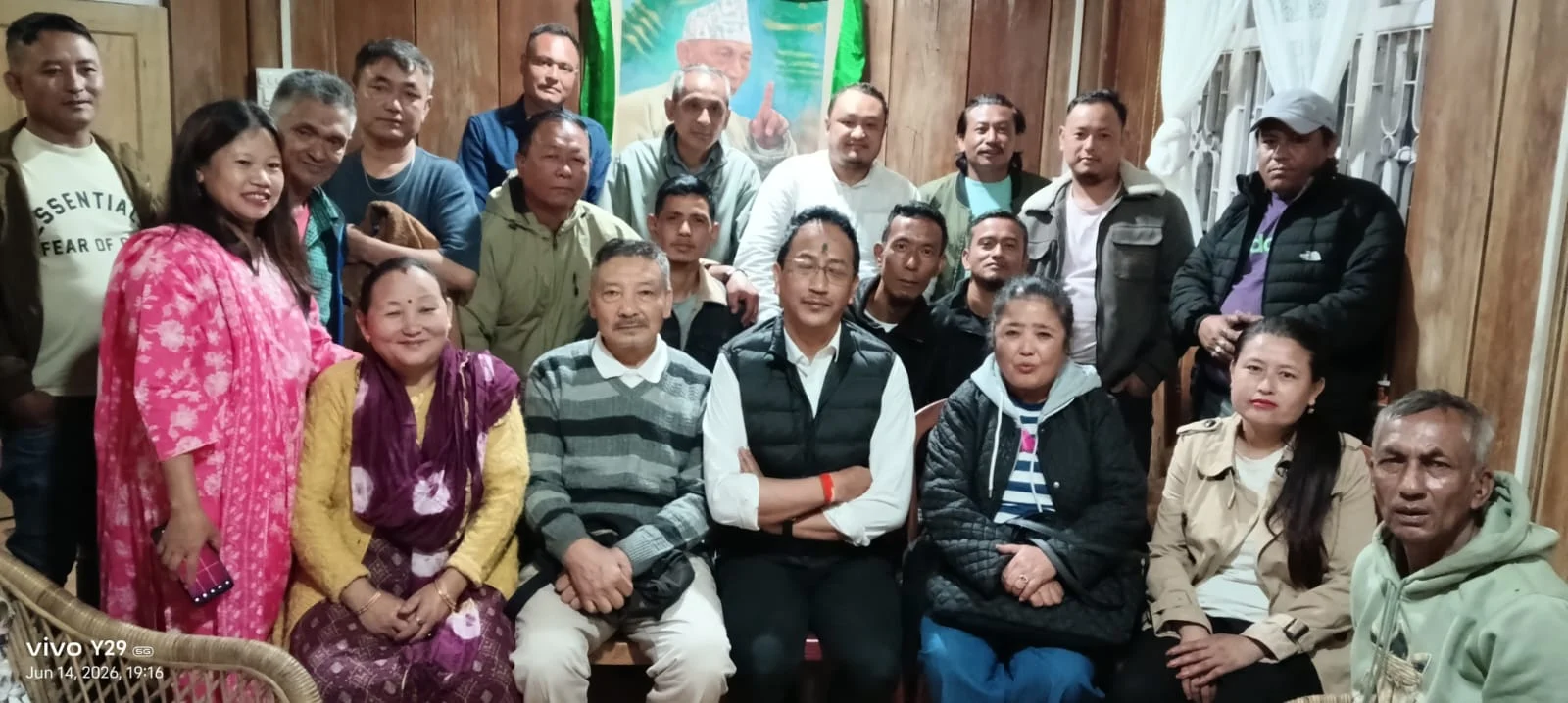 फ्रेडरिक टीइका प्रतिनिधि टोलीसँग गोरामुमो अध्यक्ष मन घिसिङको भेटघाट