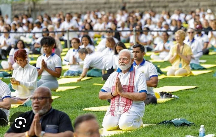 अन्तर्राष्ट्रिय योग दिवस: ☆रुबेन गुरूङ, तकभर टीई, दार्जीलिङ।