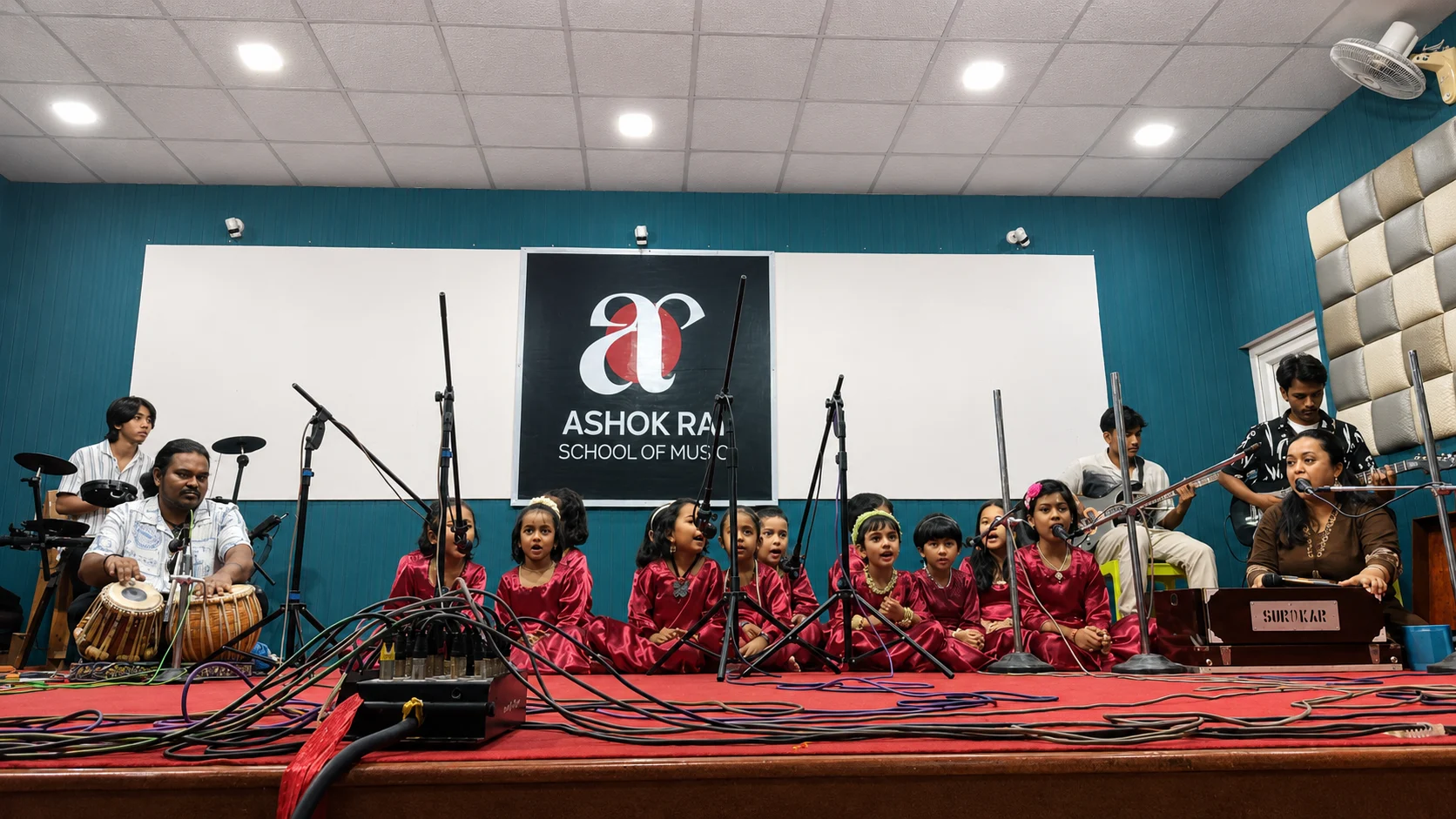 विश्व संगीत दिवसः अशोक राई स्कूल अफ म्युजिकद्वारा भव्य सांगीतिक कार्यक्रम