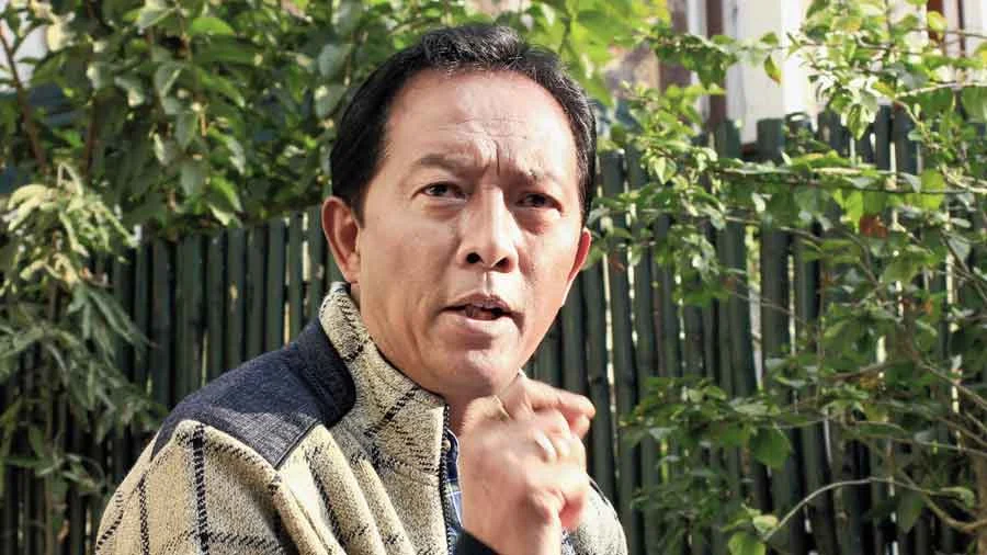 जीटीएबाट राजीनामा किन नदिएको ? ‘महागद्दार’ भन्नेलाई विनयको प्रश्न!