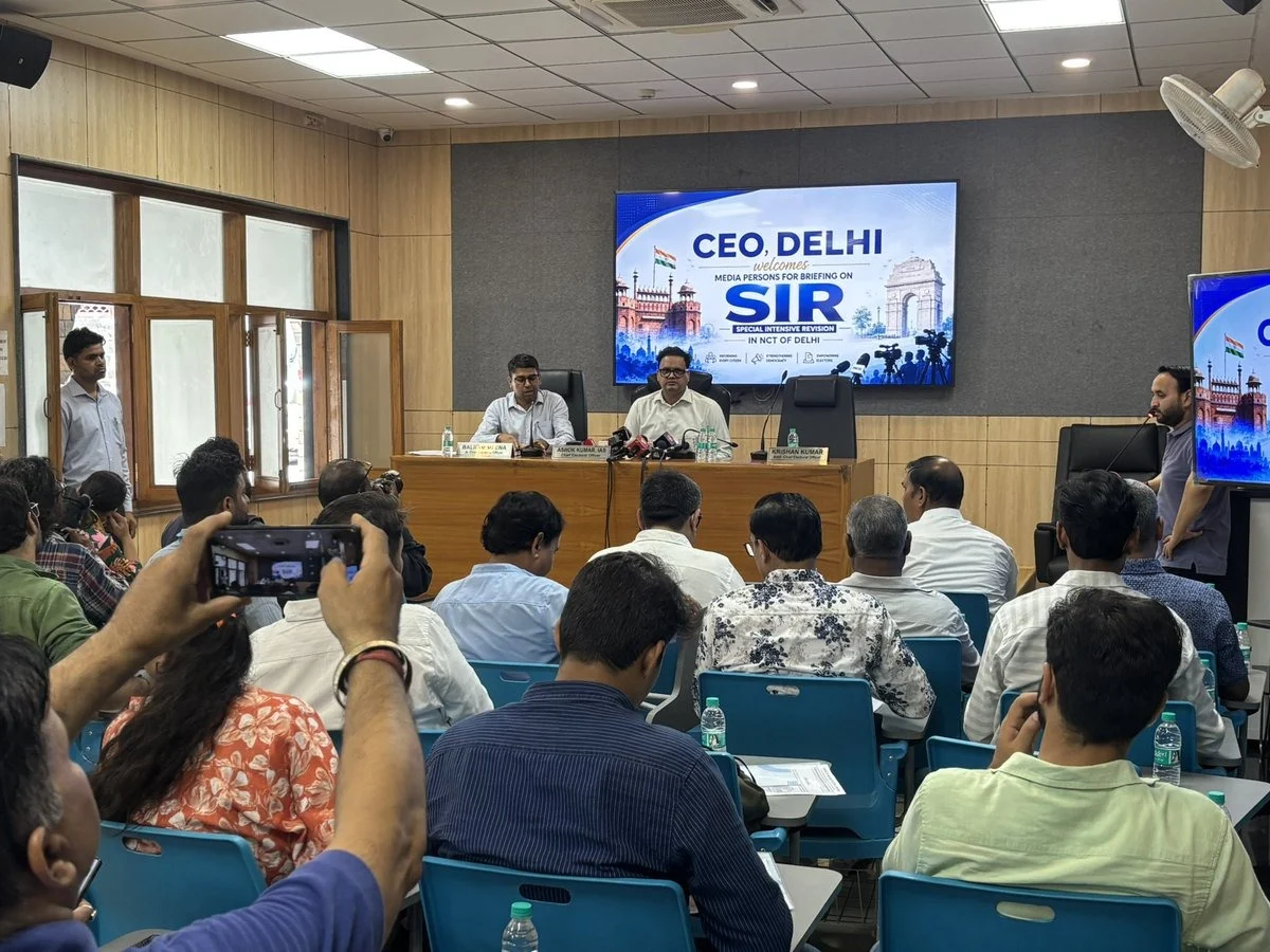 दिल्लीमा SIR सुरु: हजारौँ BLO हरूद्वारा मतदाता प्रमाणीकरण अभियान प्रारम्भ