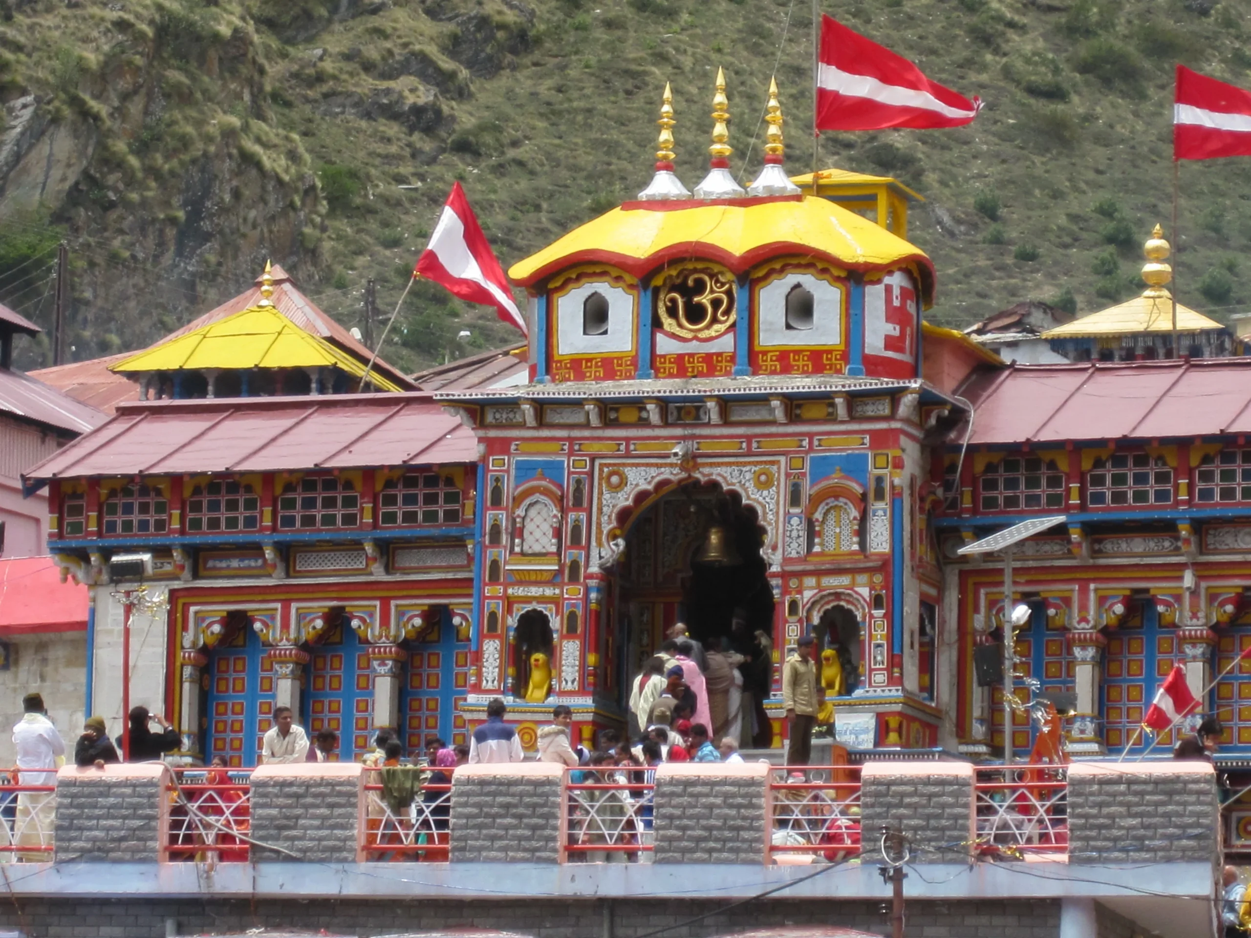 अयोध्यापछि बद्रीनाथ धाममा पनि दान रकम हिनामिनाको आरोप, छानबिन समिति गठन