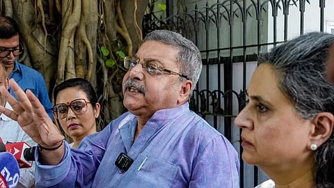 निर्वाचन आयोगमा टीएमसीको जवाफ, विद्रोही पक्षको दाबी ‘ठगीपूर्ण’