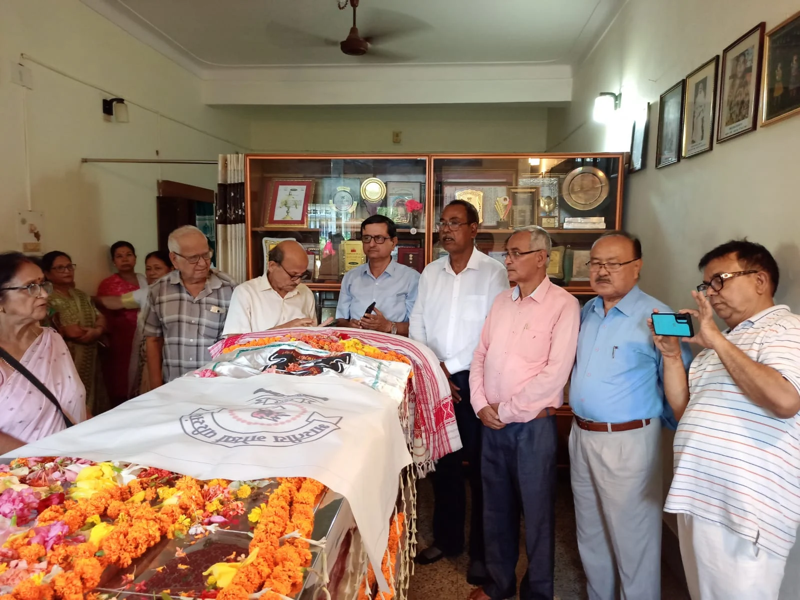 भारतीय गोर्खा परिसंघले आफ्नी असम राज्य संस्थापक अध्यक्षा पद्मश्री गीता उपाध्यायप्रति उच्चतम श्रद्धाञ्जली अर्पण गर्यो