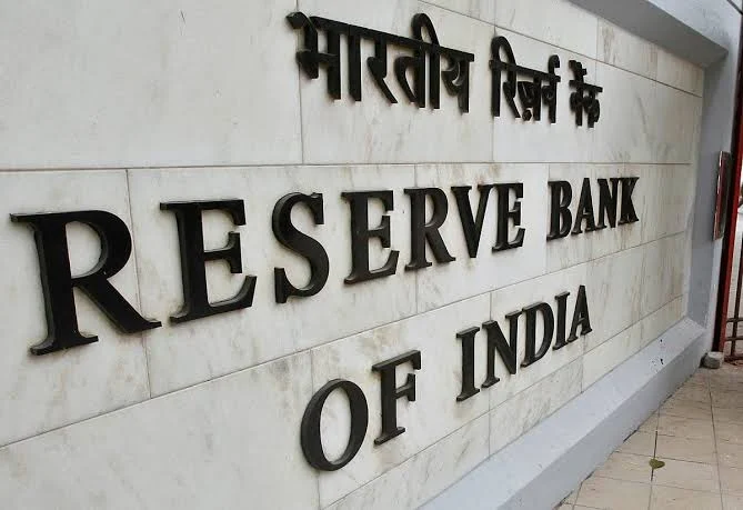 बैंकिङ निर्णय लिने ढाँचाको लागि एआई सुरक्षासङ्ग आरबीआई