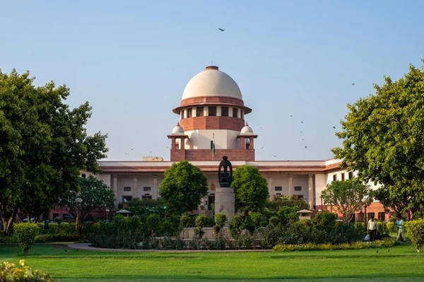सर्वोच्च अदालतले भत्काइएका सम्पत्ति अवहेलनाको याचिका सारयो