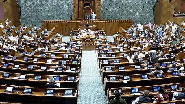 संसदको मनसुन अधिवेशनको पहिलो दिन विपक्षको अवरोध, लोकसभा र राज्यसभाको कार्यवाही प्रभावित