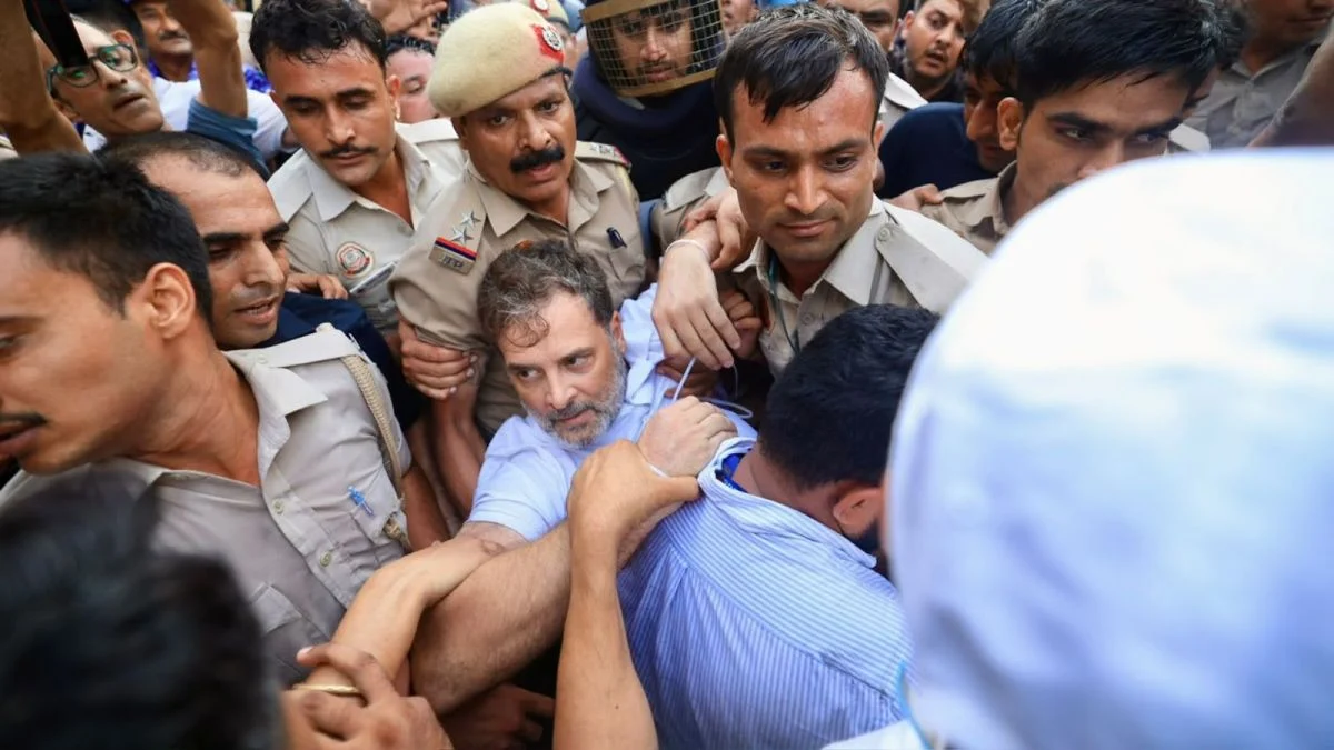 राहुल गान्धीले केन्द्र सरकारसमक्ष पाँच बुँदे माग अघि सारे, शिक्षा मन्त्रीको राजीनामादेखि न्यायिक छानबिनसम्मको माग