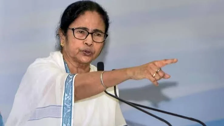 कोलकातामा शहीद दिवसको अवसरमा पश्चिम बंगालको राजनीति तात्यो: टीएमसी, भाजपा र कांग्रेसबीच आरोप-प्रत्यारोप