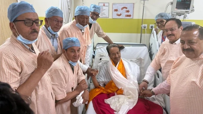 सोनम वाङ्चुकले २६ दिन लामो आमरण अनशन अन्त्य गरे, आन्दोलन भने जारी