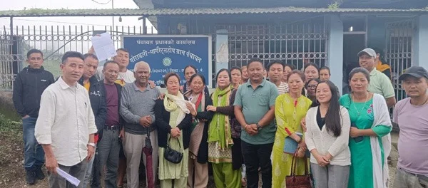 गोजमुमोद्वारा गोराबारी मार्गरेट्स होप ग्राम पञ्चायत कार्यालयमा विभिन्न मागसहित ज्ञापनपत्र दर्ता