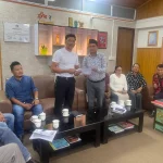 सोरेङमा एसआईआर-माथि सर्वदलीय बैठक र बडापाथिङमा भत्किएको पुलको संयुक्त निरीक्षण