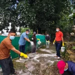 खरसाङ नगरपालिकाले सफाई र ब्लिचिङ नछर्केपछि सामाजिक संस्था नियन्त्रणमा : द ग्रेस इभान्जेलिक चर्चद्वारा वार्ड ५ मा ब्लिचिङ छर्ने काम सम्पन्न