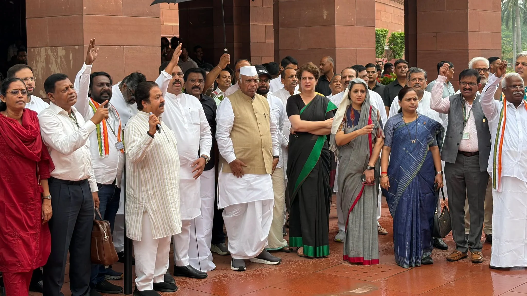 पेपर चुहावट रोक्न सात प्रमुख संशोधन प्रस्ताव: ‘सार्वजनिक परीक्षा (अनुचित साधन रोकथाम) संशोधन विधेयक, २०२६’ लोकसभामा पेश