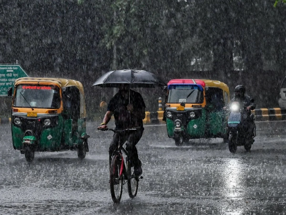 दिल्ली–एनसीआरमा भारी वर्षाको सम्भावना, आइएमडीद्वारा ओरेञ्ज अलर्ट जारी